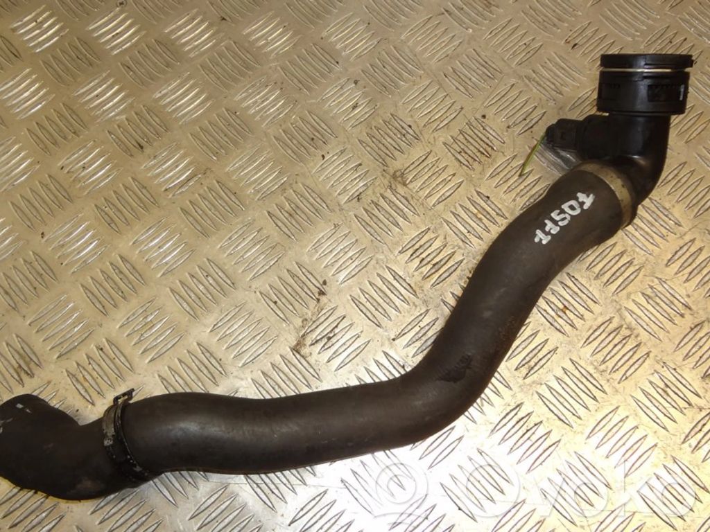 Engine coolant pipe/hose   7L6122051T