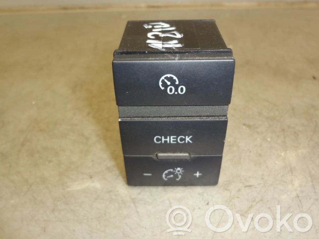 Head unit multimedia control   4F0927123A