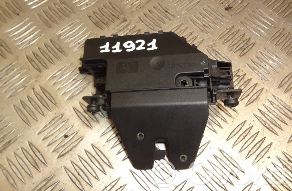 Tailgate/trunk/boot lock/catch/latch   7840617