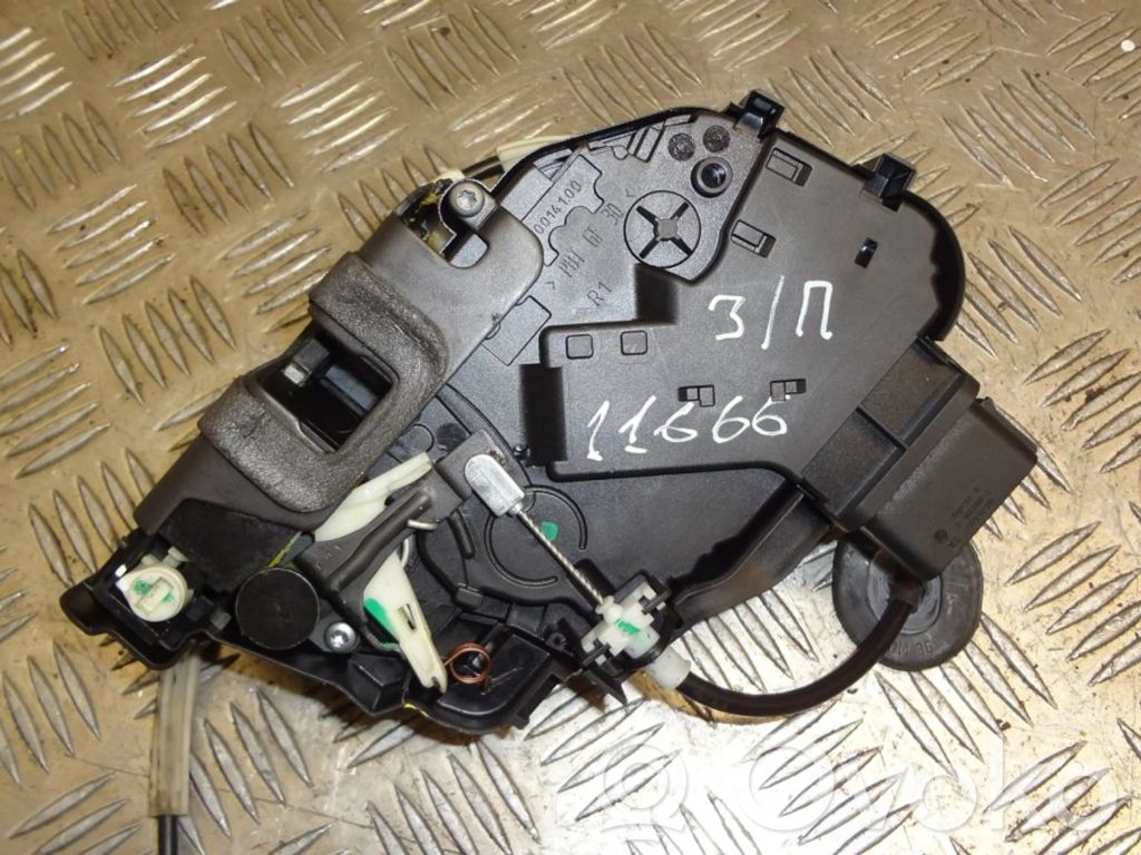 Land Rover Range Rover Sport L320 Zamek drzwi tylnych 