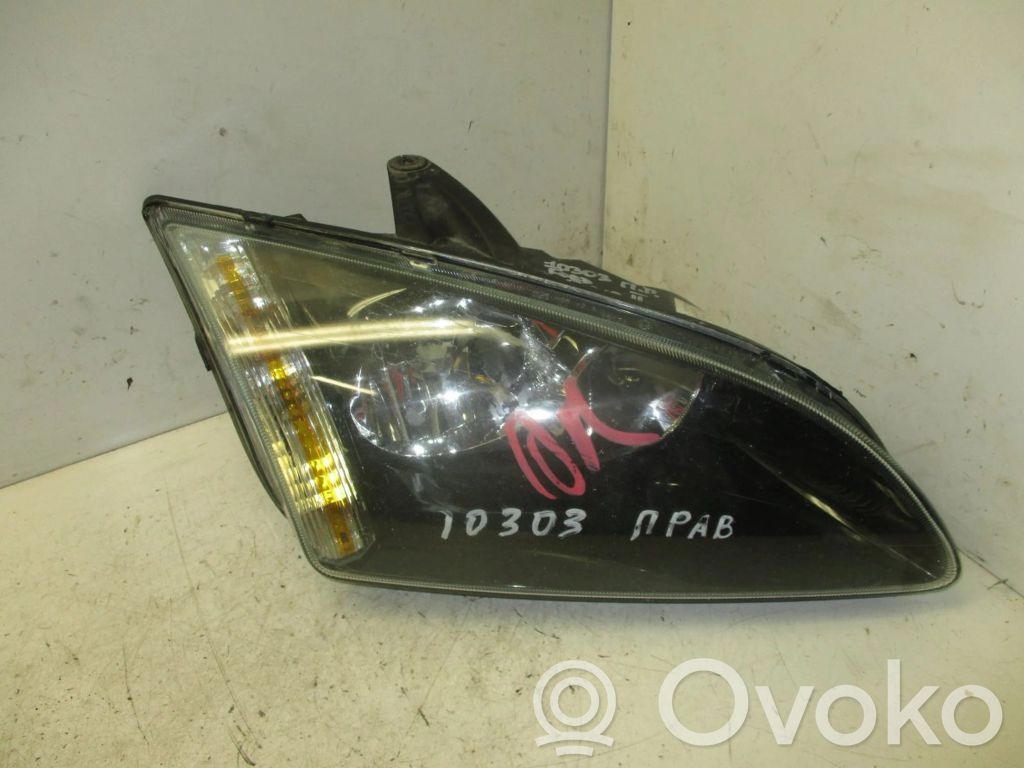 Ford Focus Scheinwerfer 