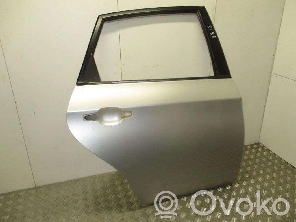 Subaru Impreza III Puerta trasera 