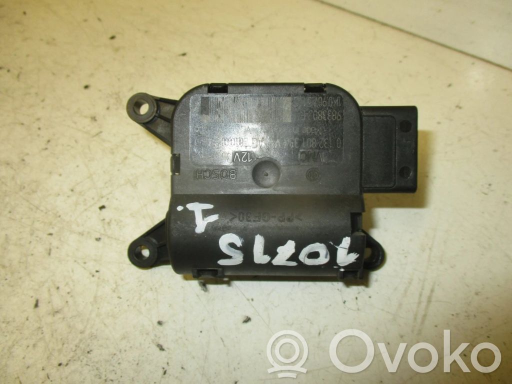 Volkswagen Caddy Silniczek nagrzewnicy 