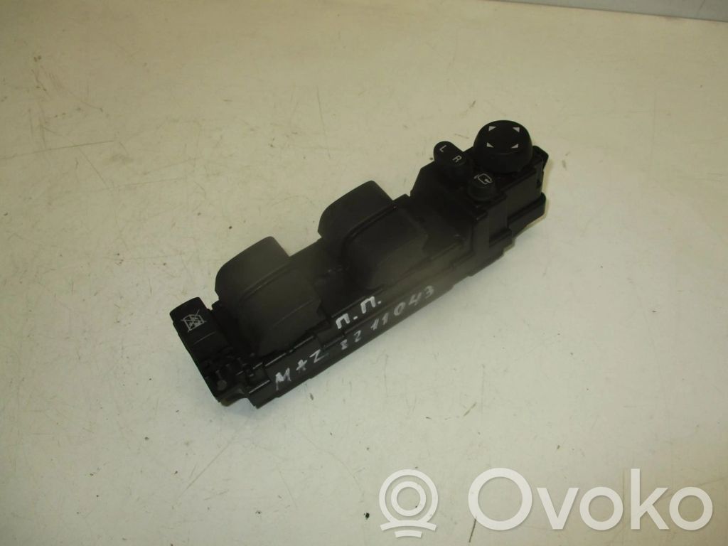 Electric window control switch   03124400R,GS8T66350A