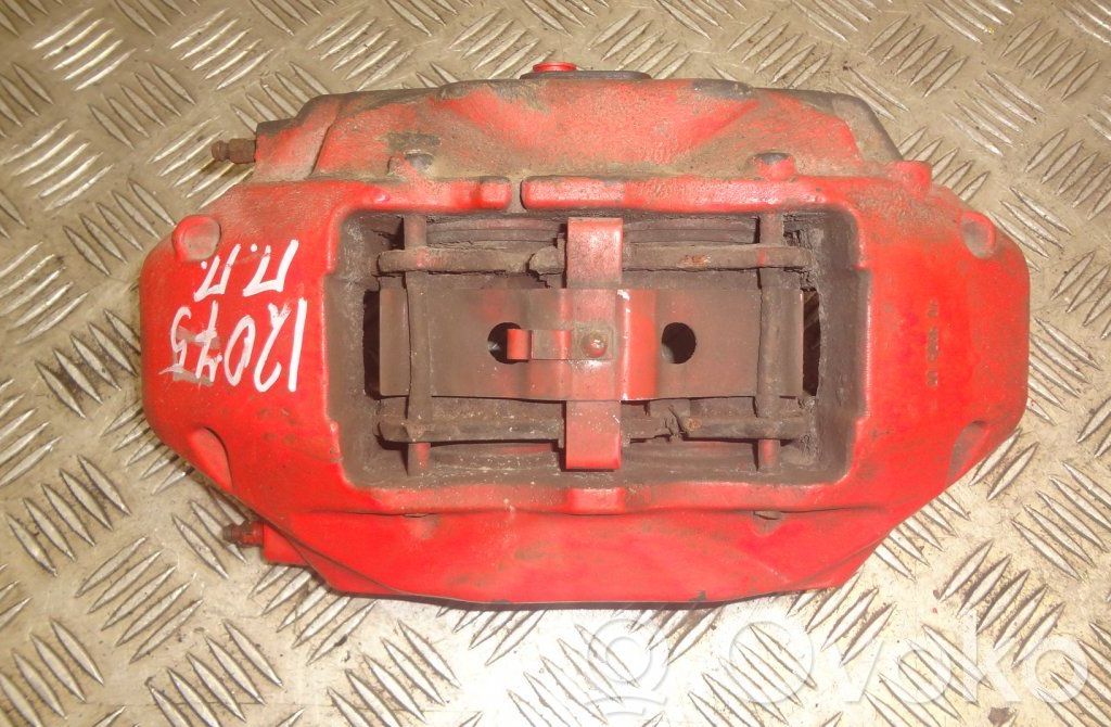 Zacisk hamulcowy przedni   7L6615150A,7L6615124R,7L6615150