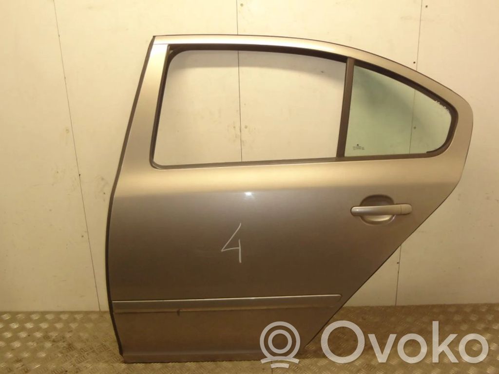 Skoda Octavia Mk2 (1Z) Galinės durys 