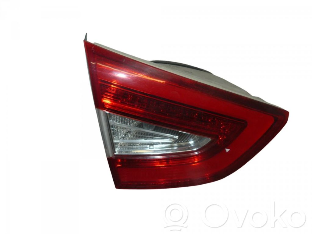 Lampy tylnej klapy bagażnika   924032Y5,924032Y500