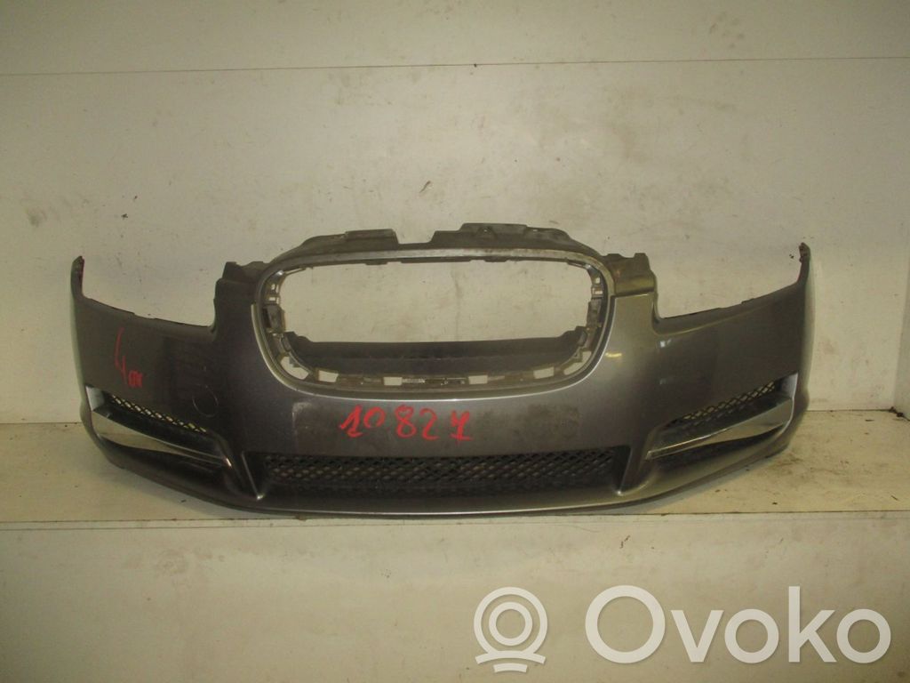 Jaguar XF Parachoques delantero 
