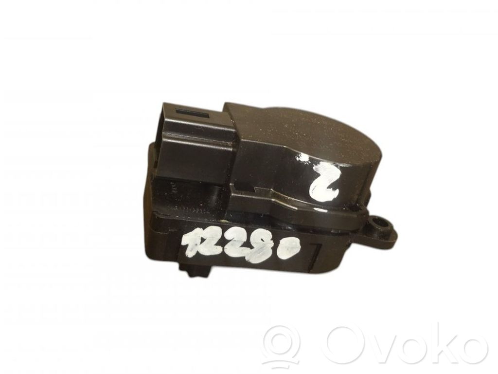 Ford Focus C-MAX Air flap motor/actuator 