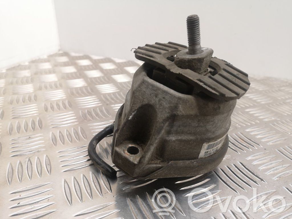 Engine mount bracket   676109201,6761092
