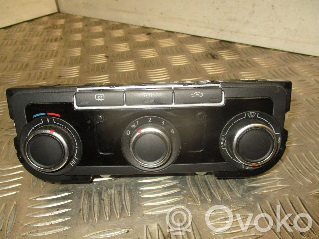 Volkswagen Scirocco Climate control unit 