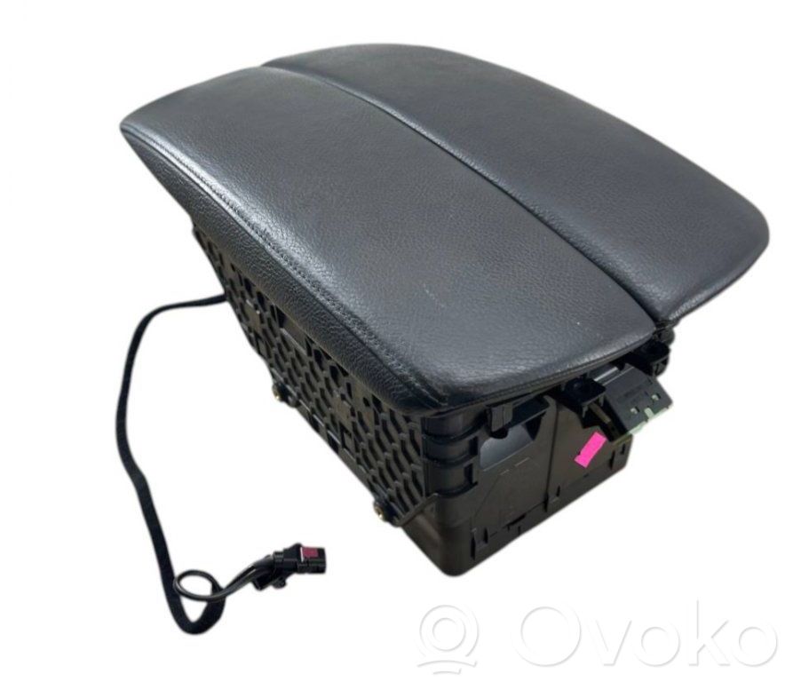 BMW X5 E70 Armrest 