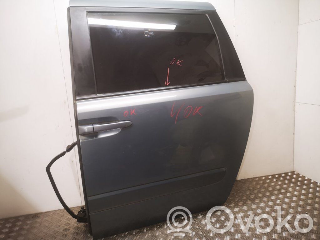 KIA Carnival Side sliding door 
