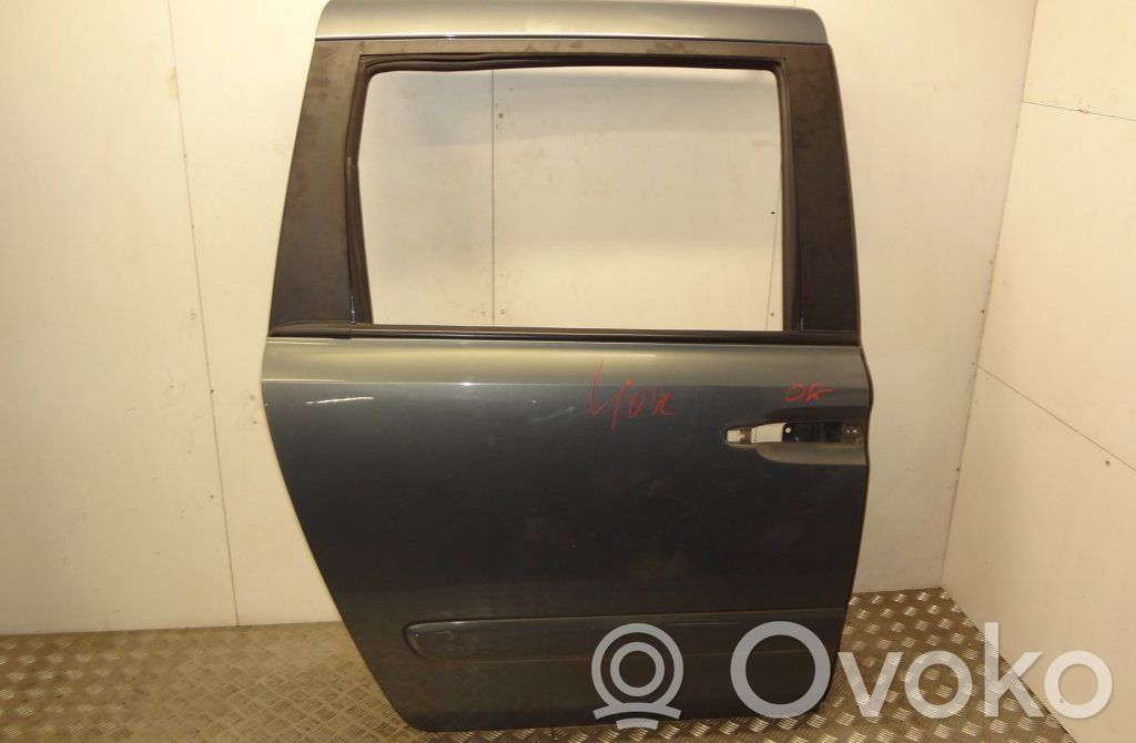 KIA Carnival Side sliding door 