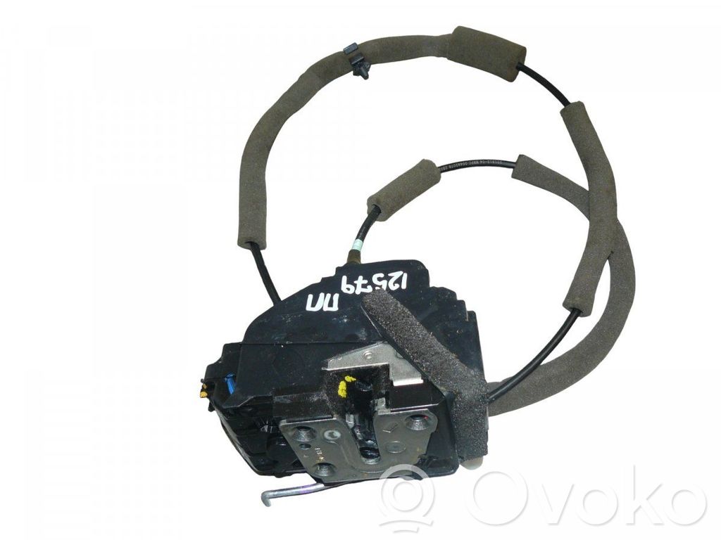 Priekšpusē slēdzene   805003ZL1A