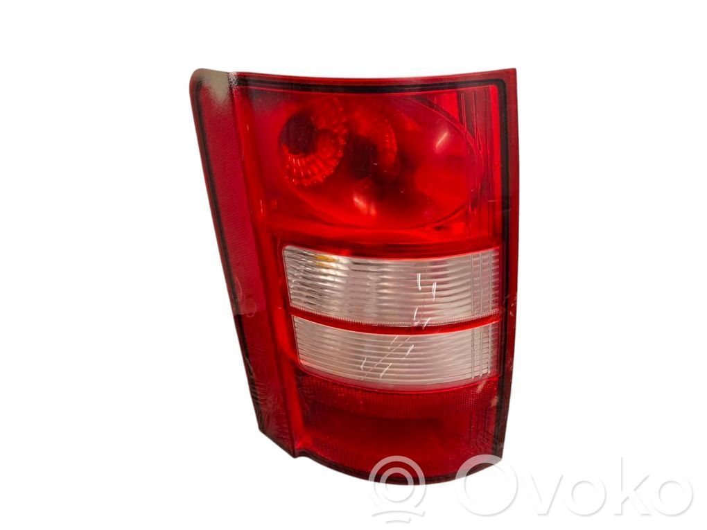 Lampa tylna   05113203AA,05113203AA