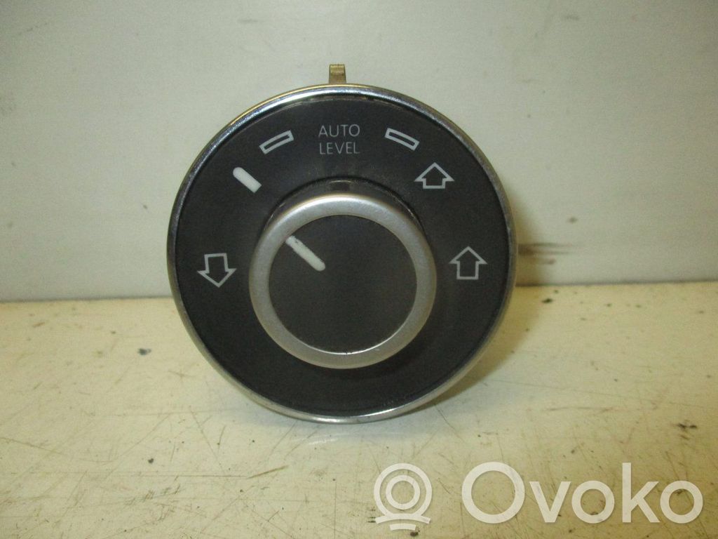 Module de commande suspension   7L6927135C