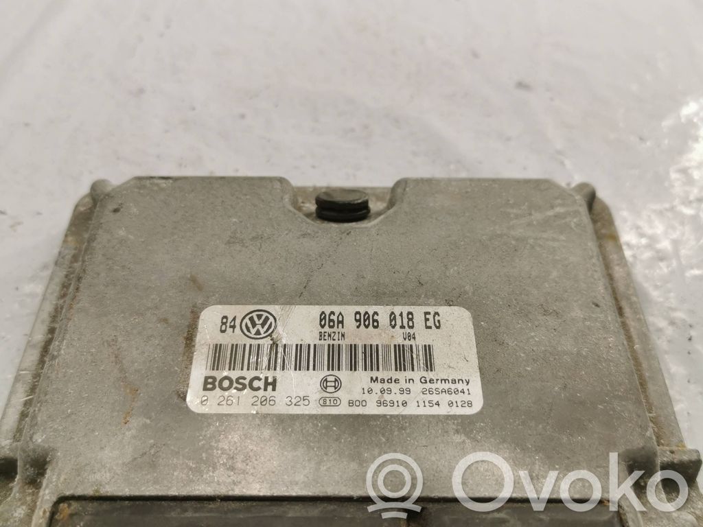 Engine control unit/module   06A906018EG,26SA6041,0261206325