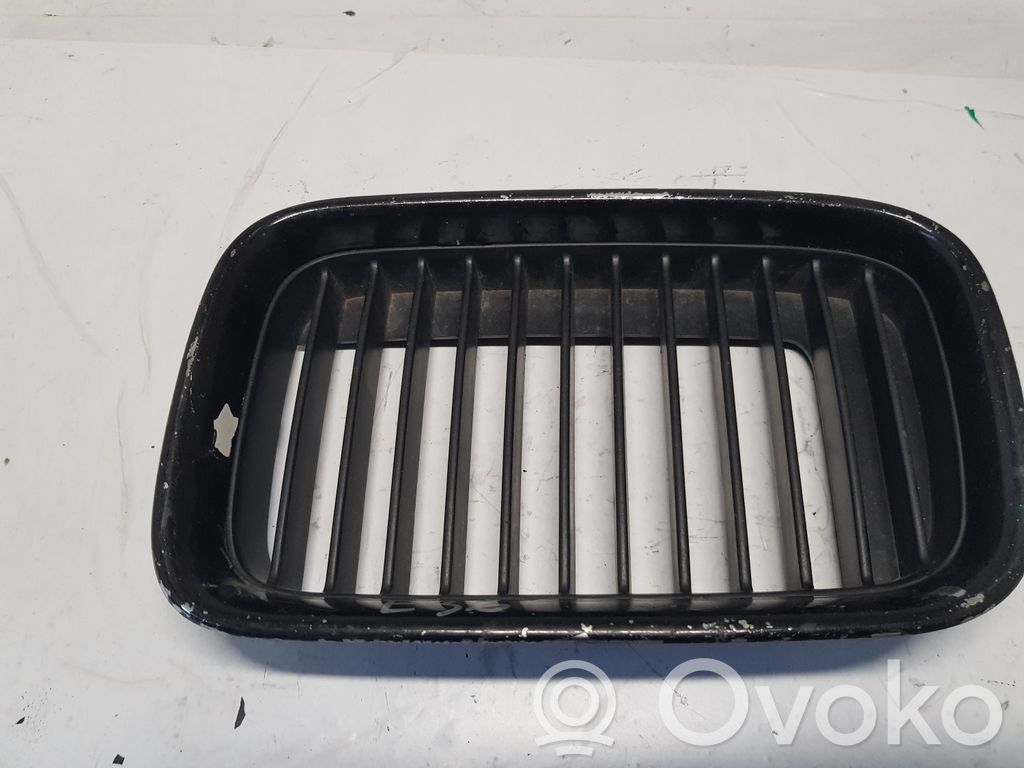 BMW 3 E36 Front grill 