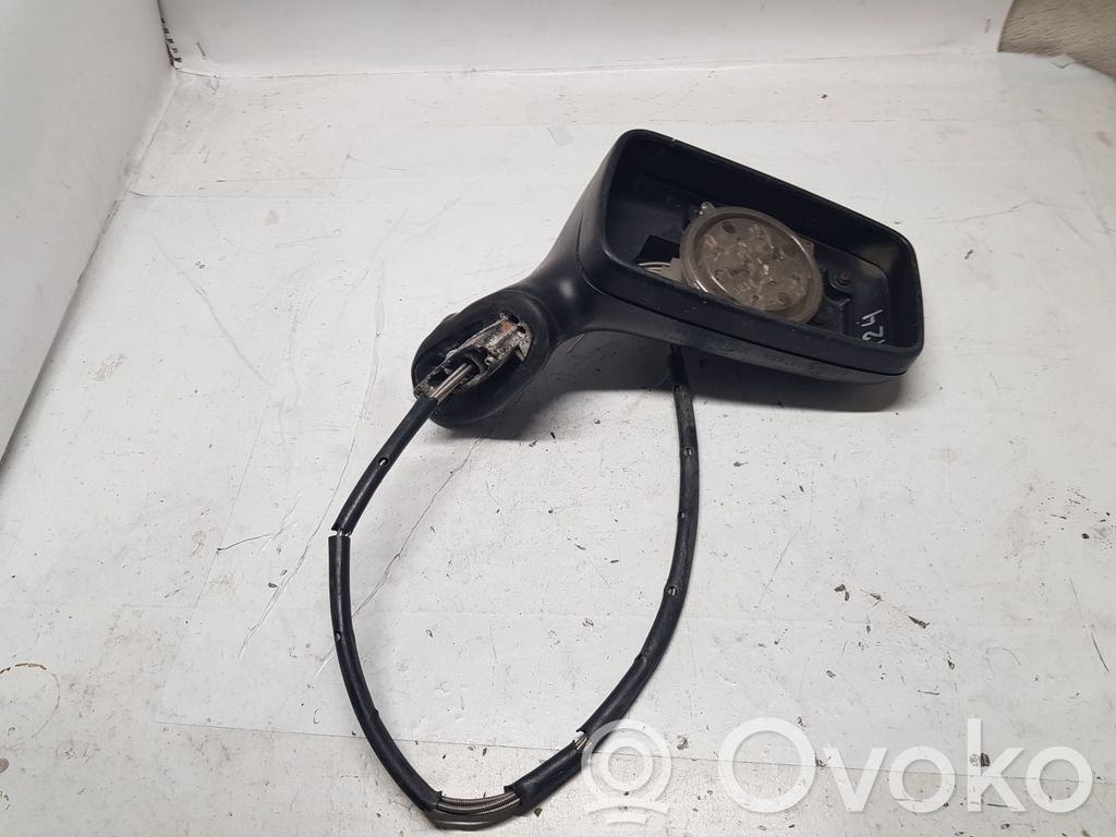 Manualne lusterko boczne drzwi przednich   E6007665