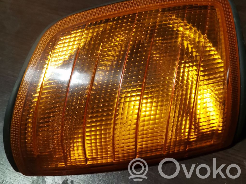 Mercedes-Benz E W124 Frontblinker 
