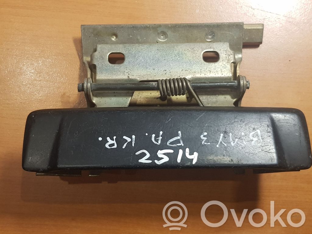 BMW 3 E30 Manecilla externa puerta delantera 