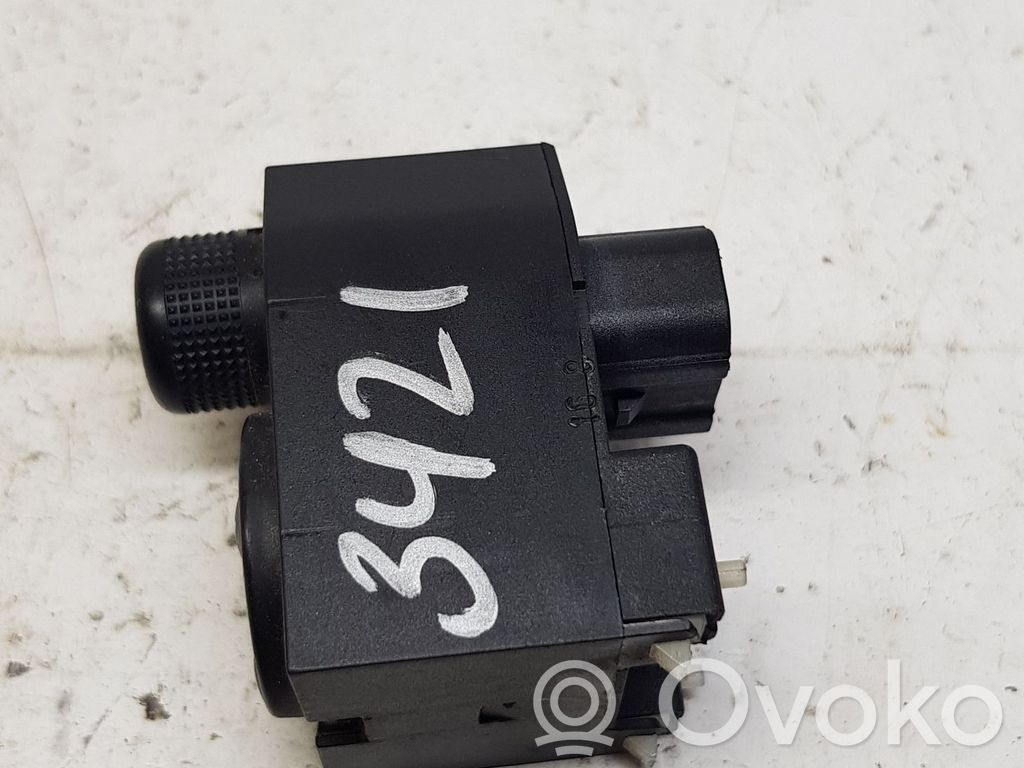 Audi A4 S4 B5 8D Включатель зеркал 