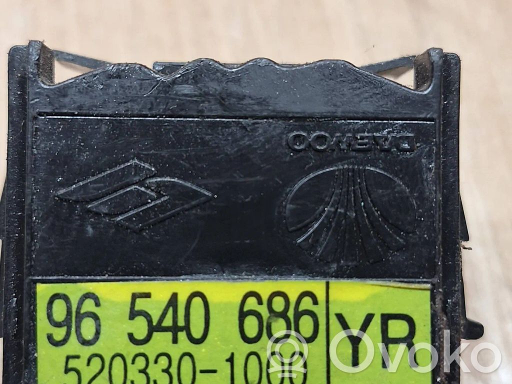Chevrolet Aveo Wiper switch 
