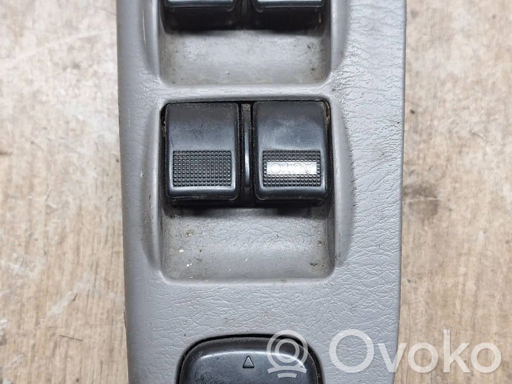 Skoda Fabia Mk1 (6Y) Interruptor del elevalunas eléctrico 