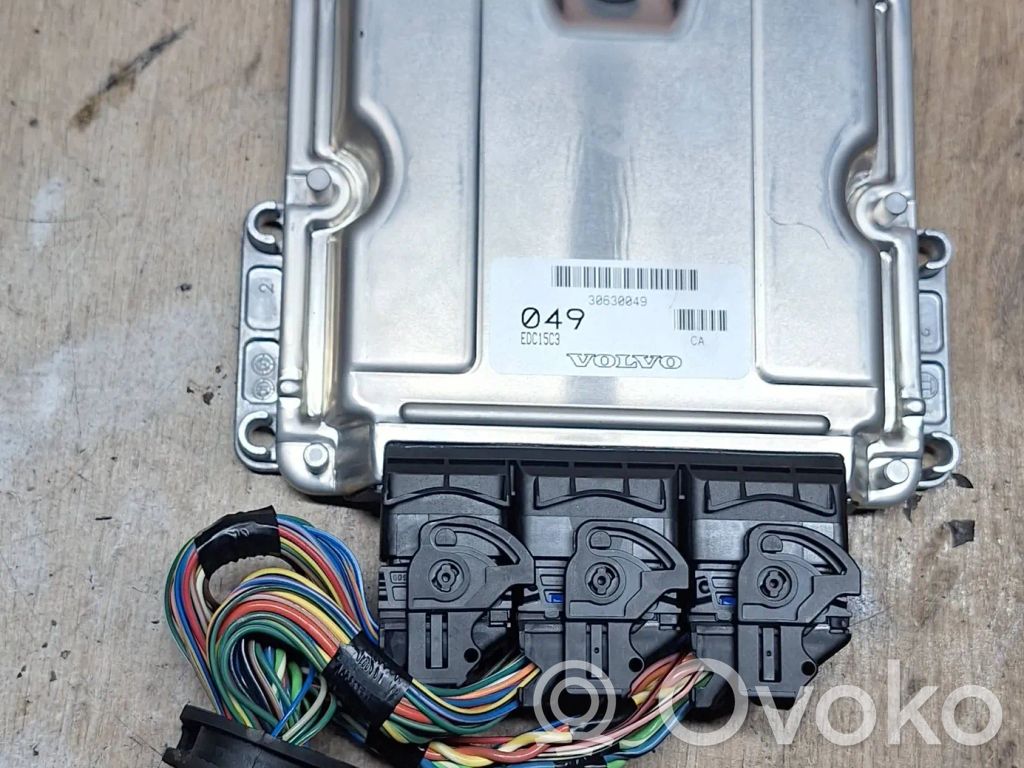 Volvo S40, V40 Engine control unit/module 