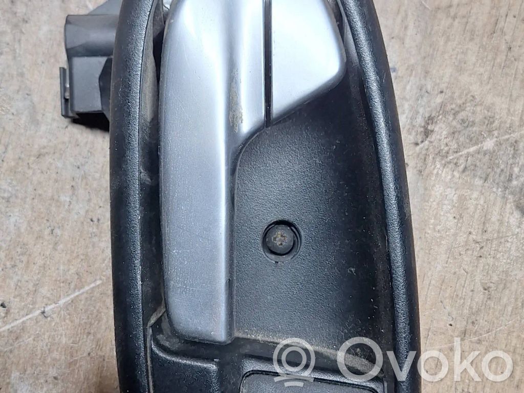 Front door interior handle   U22601,A2260