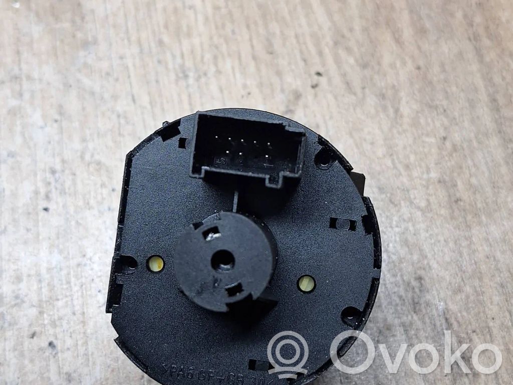 Volkswagen Golf Plus Light switch 