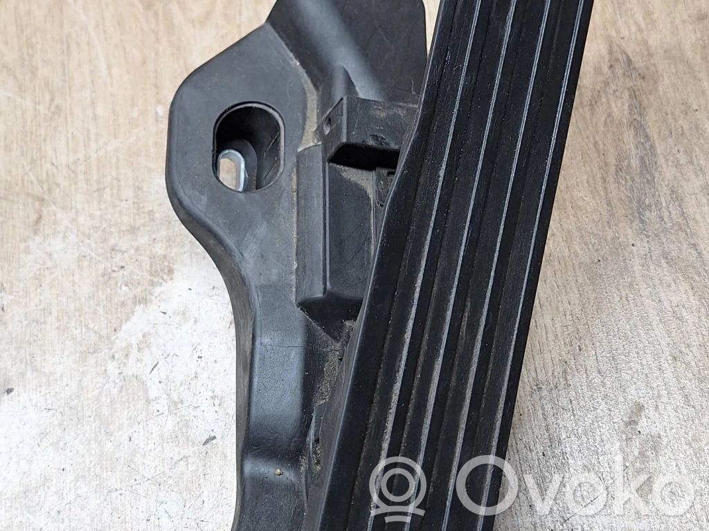 Volkswagen Golf Plus Pedał gazu / przyspieszenia 