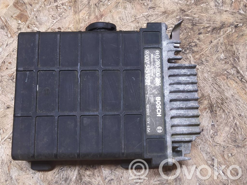 Mercedes-Benz E W124 Engine control unit/module 