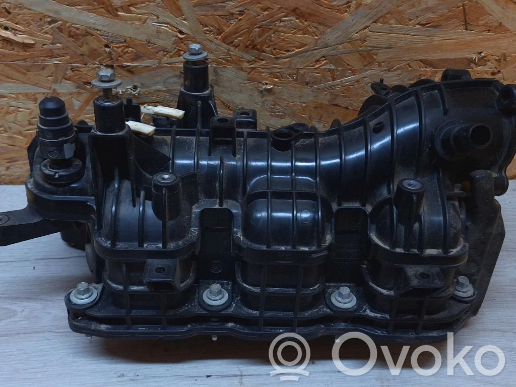 Kolektorius įsiurbimo   FT4E9424AD