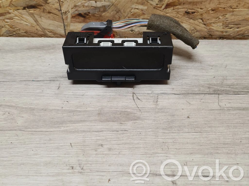 Renault Megane II Monitor / wyświetlacz / ekran 