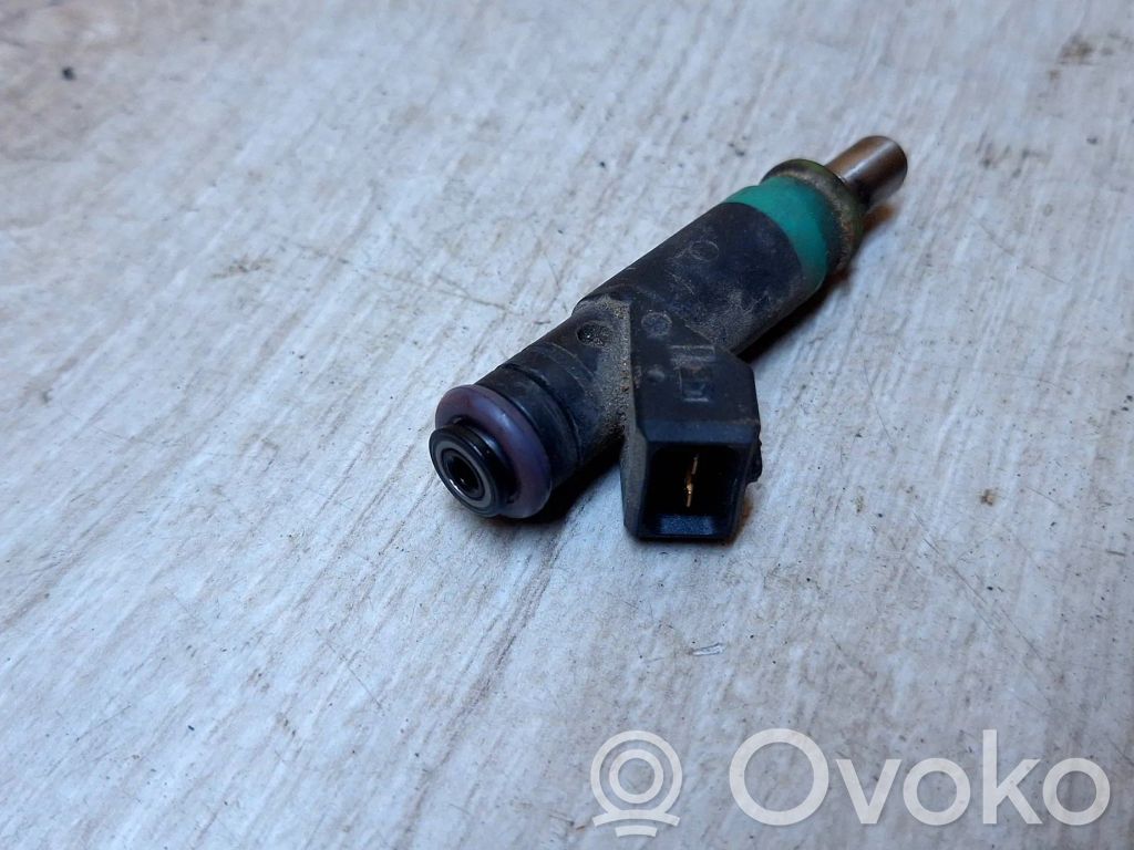 Ford Focus Fuel injector 