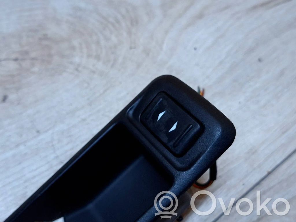 Ford Focus Electric window control switch 