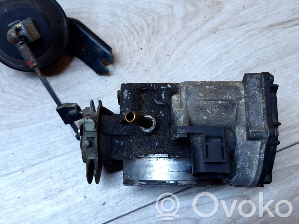 Audi A6 S6 C5 4B Zawór przepustnicy 