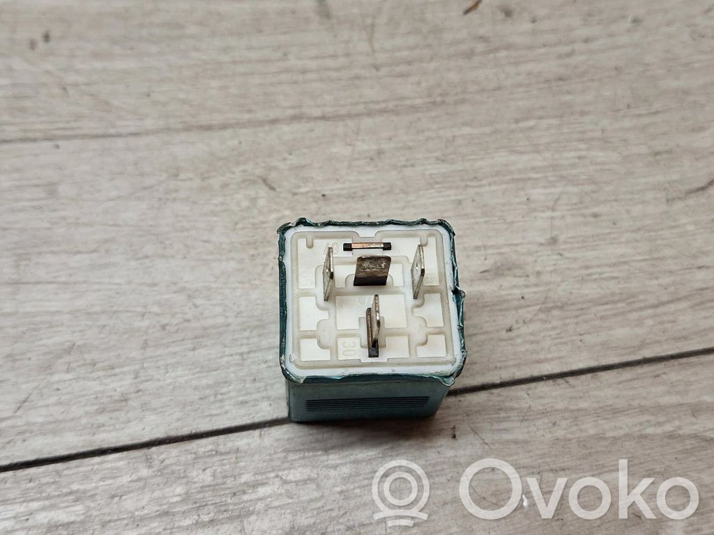 Audi 80 90 S2 B4 Other relay 