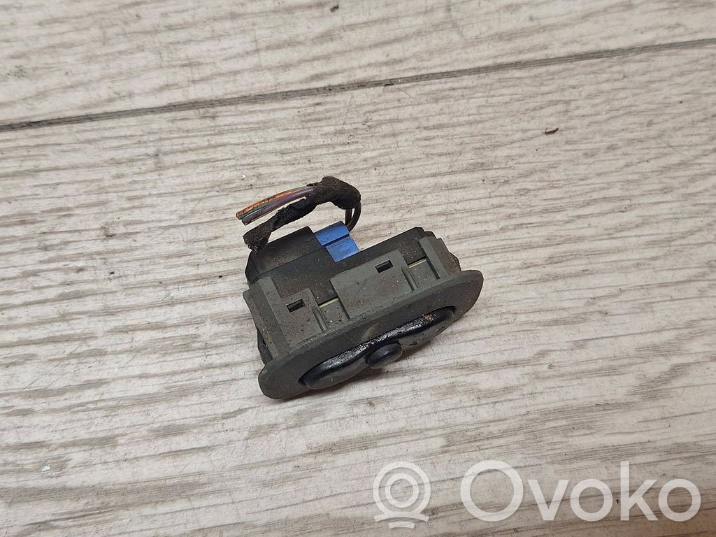 Jeep Grand Cherokee (WK) Seat memory switch 