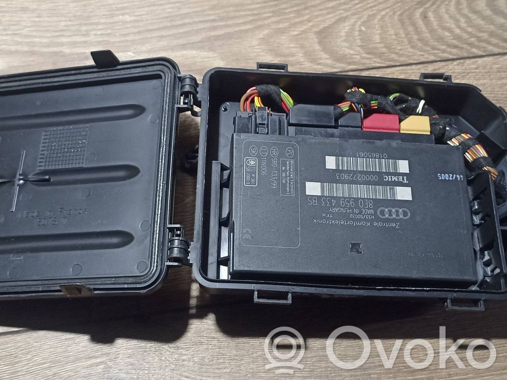 Audi A4 S4 B7 8E 8H Module confort 