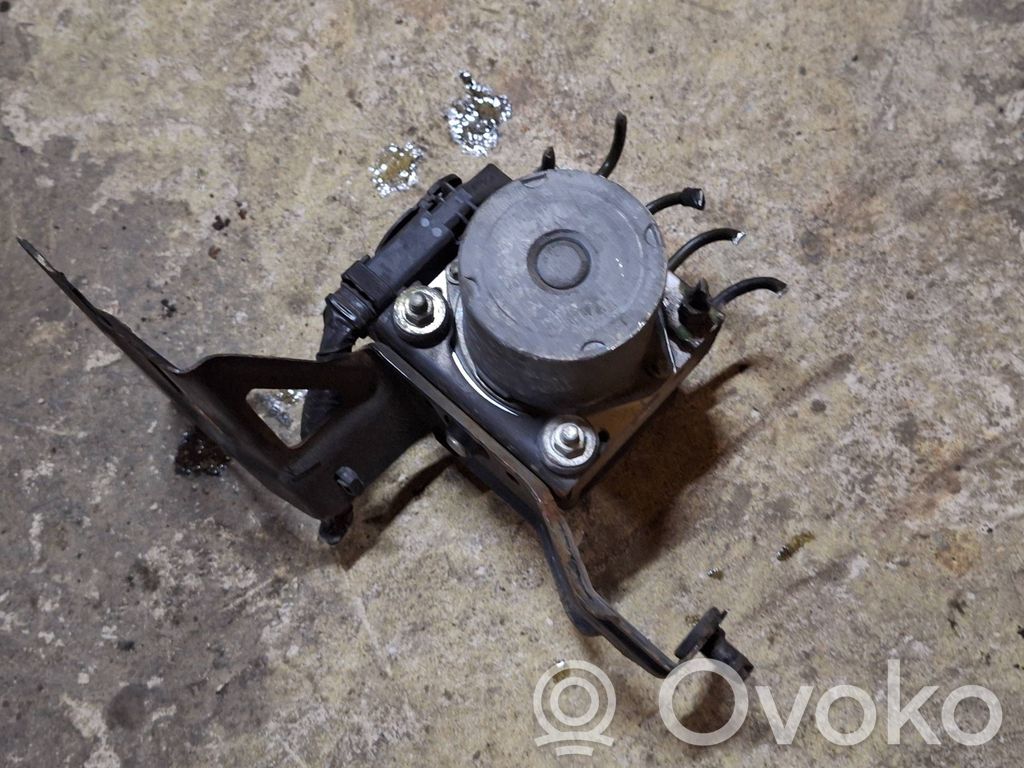 Subaru Impreza II Bomba de ABS 