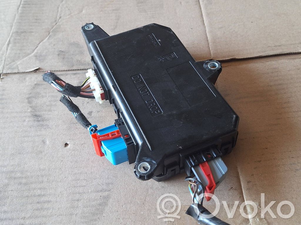 Other control units/modules   60693262