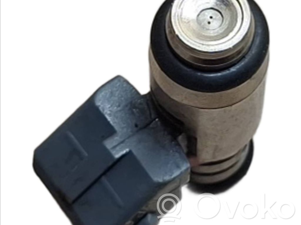 Renault Clio II Inyector de combustible 