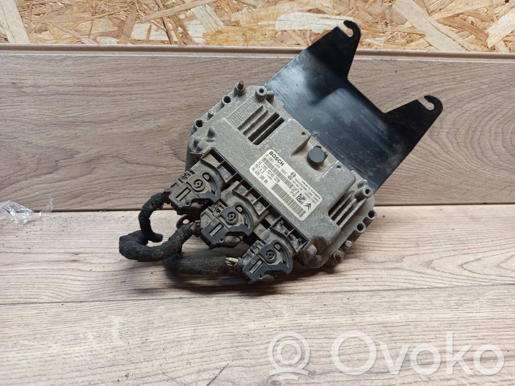 Peugeot 307 Engine control unit/module 