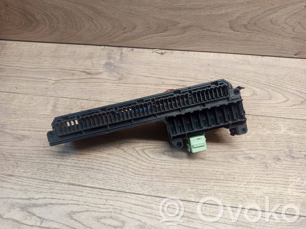 Module de fusibles   25613290