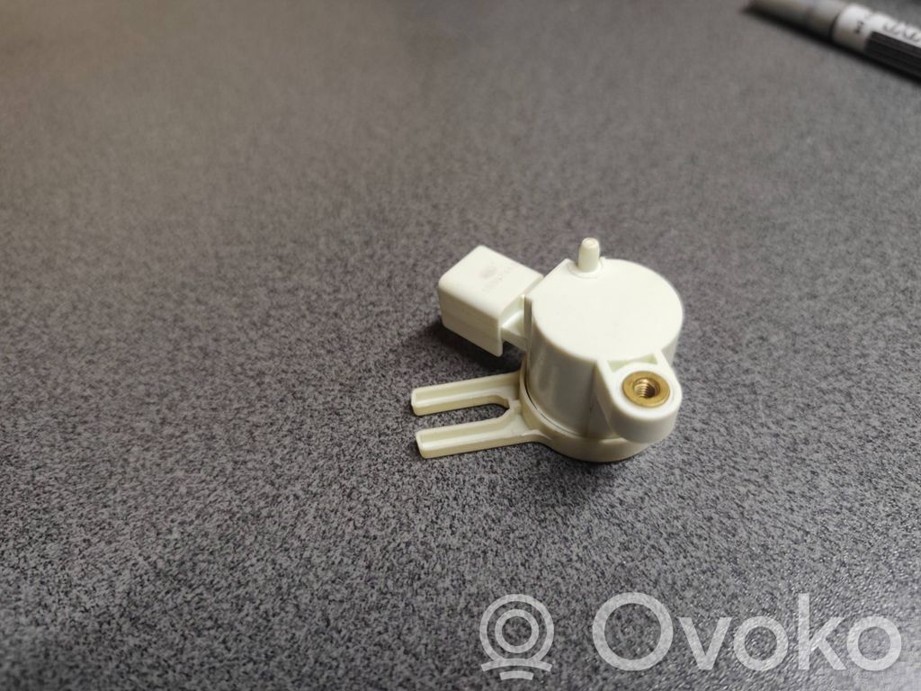 Opel Insignia A Sensor del pedal de embrague 