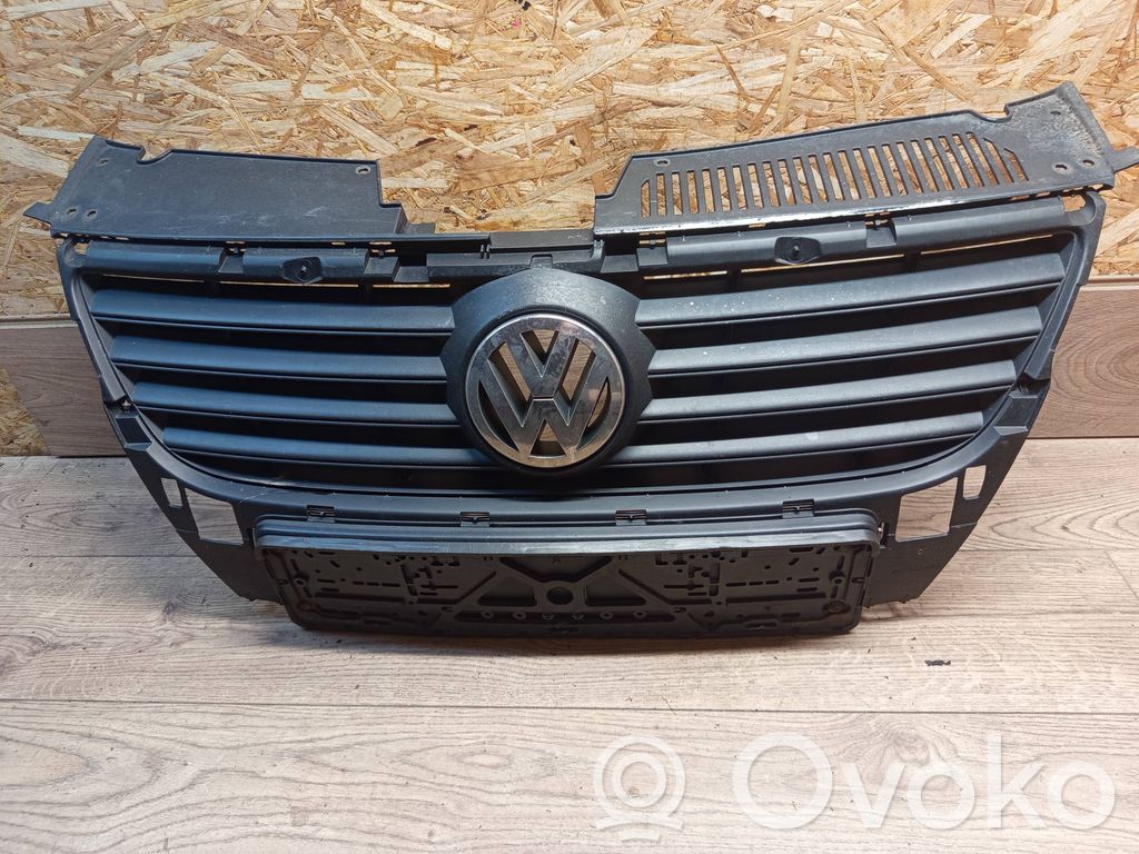 Volkswagen PASSAT B6 Grilă radiator față 
