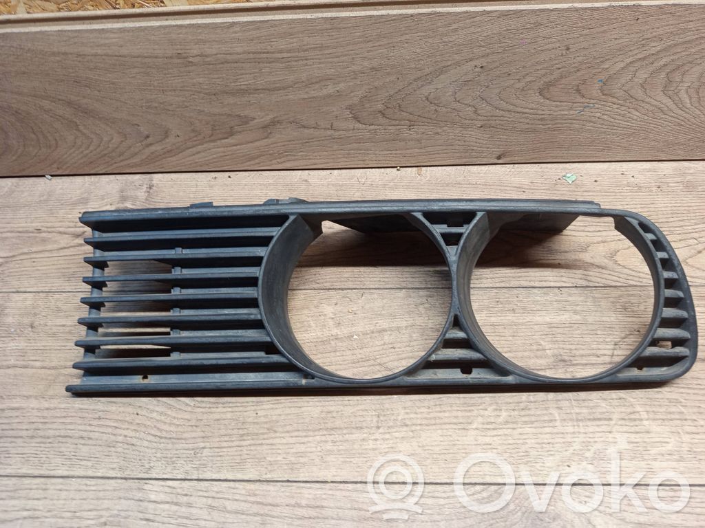 BMW 3 E30 Grille de calandre avant 